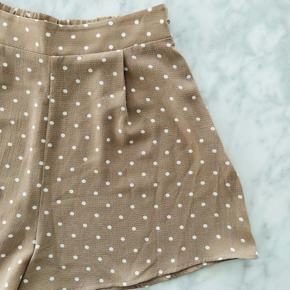 Show Me Your Mumu Marley Short Tan Dotcha Miss Me Polka Dot Small - Picture 6 of 7